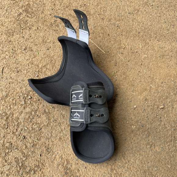 Olympus Vento Rear Boots - Picture 4 of 5